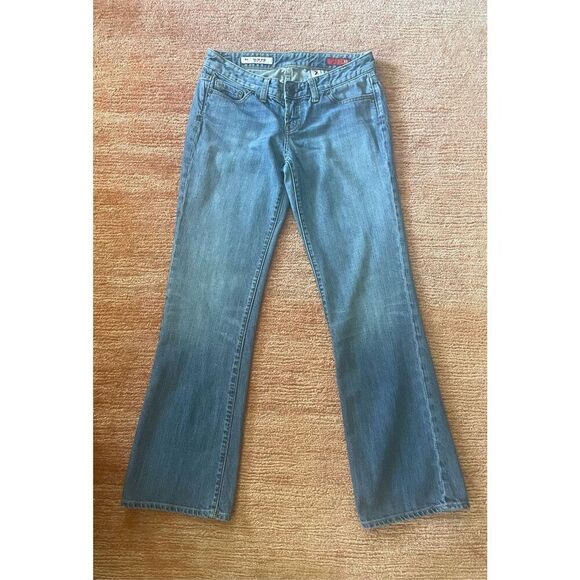 American Eagle X2 Slim Bootcut Jeans Size 6 Medium Wash Low Rise Stretch - Picture 1 of 8
